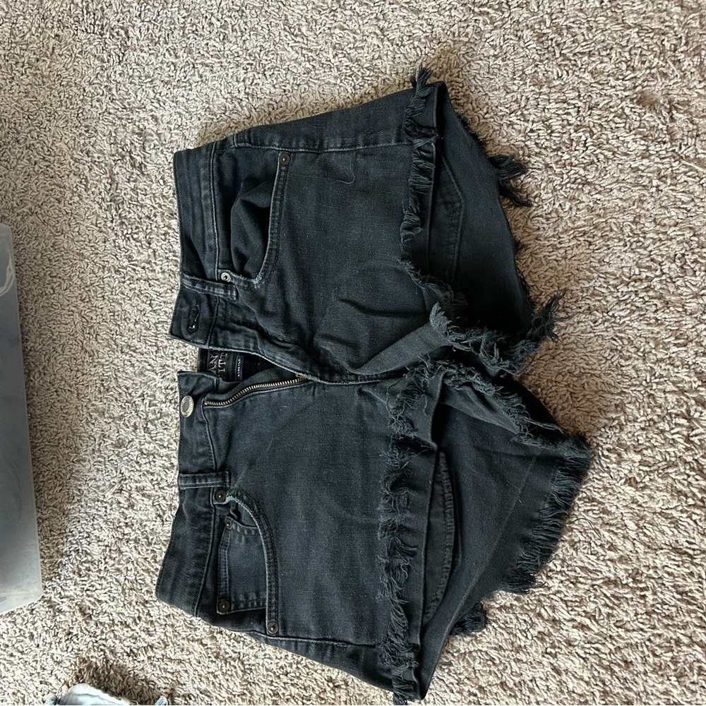 American eagle high rise black shorts